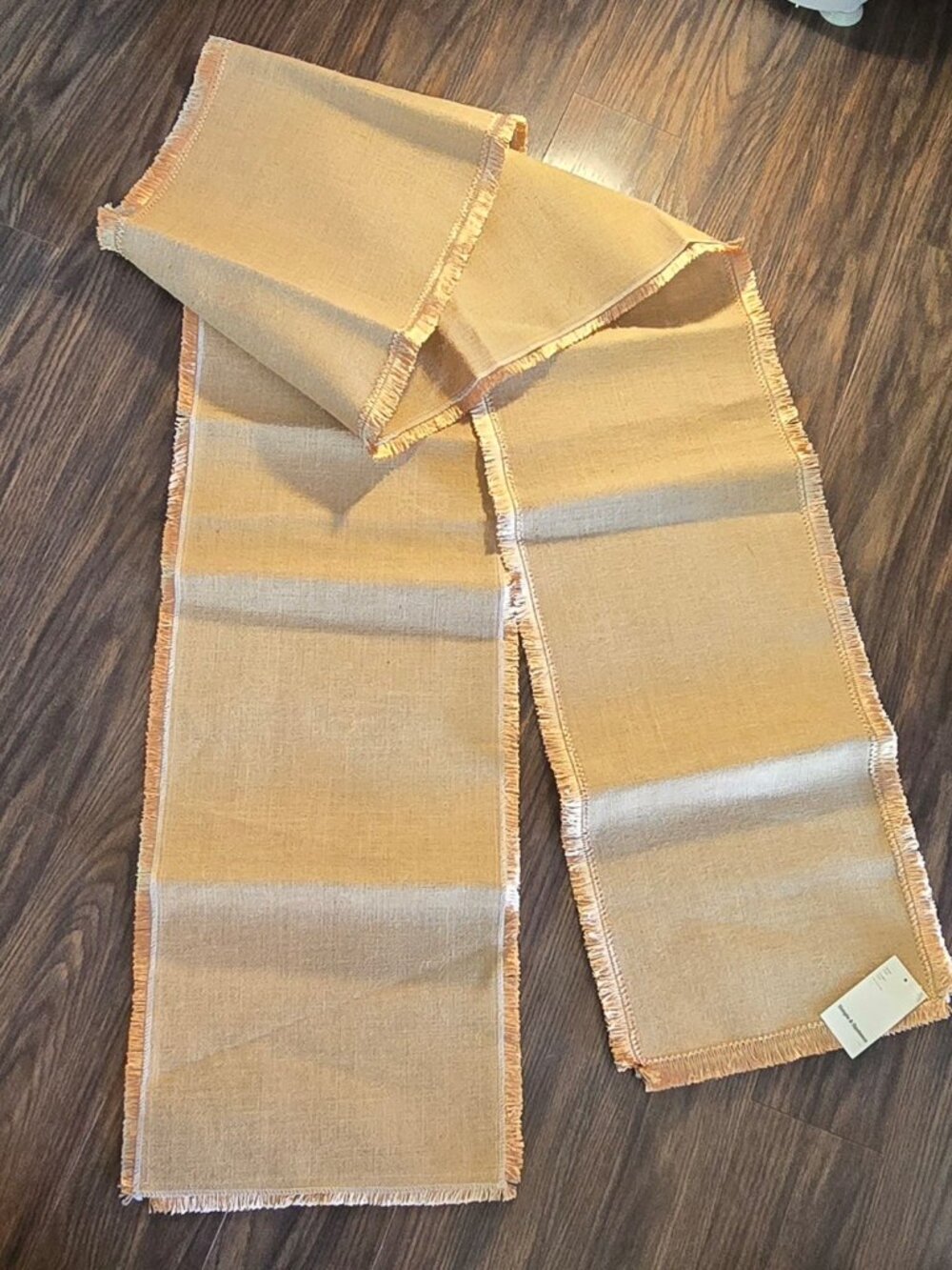 SIMPLE & OPULENCE Cottagecore 100% Jute Table Runner w/ Fringe Detailing NWT